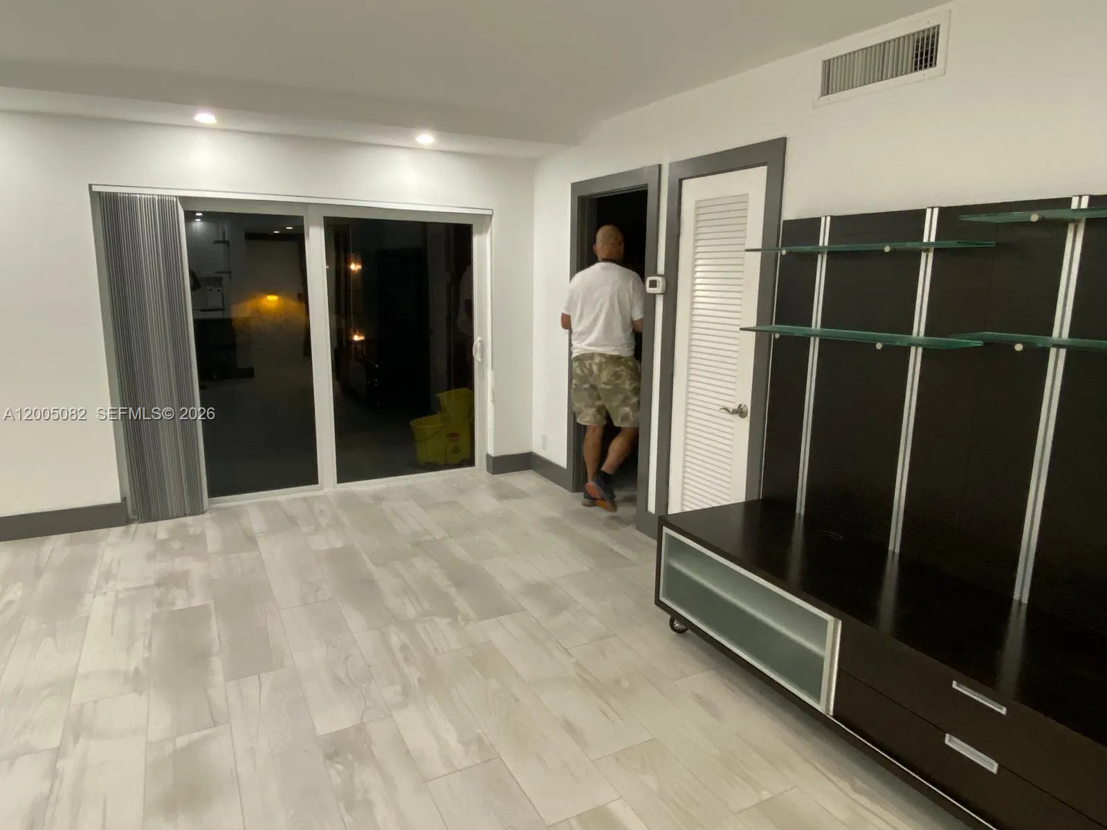 660 Tennis Club Dr # 205, Fort Lauderdale FL 33311