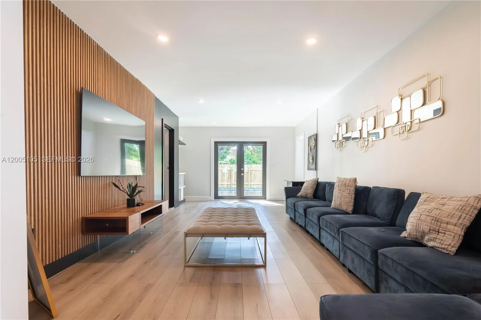 2360 SW 12th St, Miami FL 33135