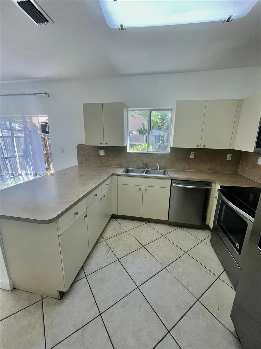 21477 SW 85th Psge # 21477, Cutler Bay FL 33189