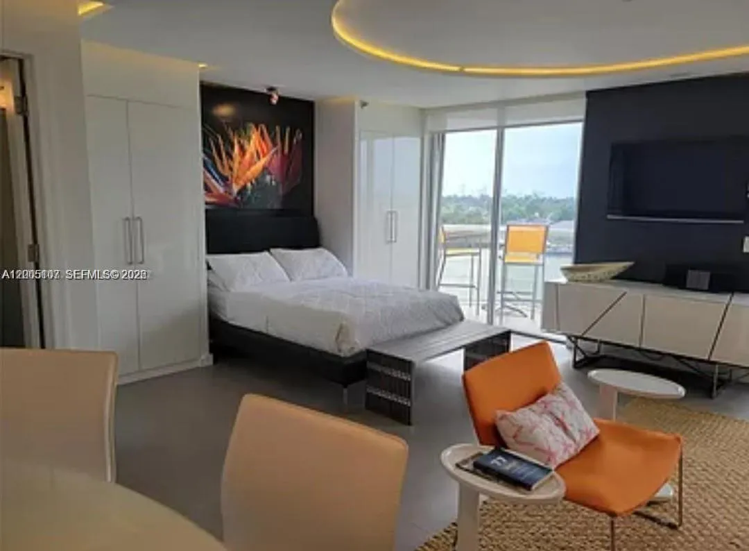 5880 Collins Ave # 604, Miami Beach FL 33140