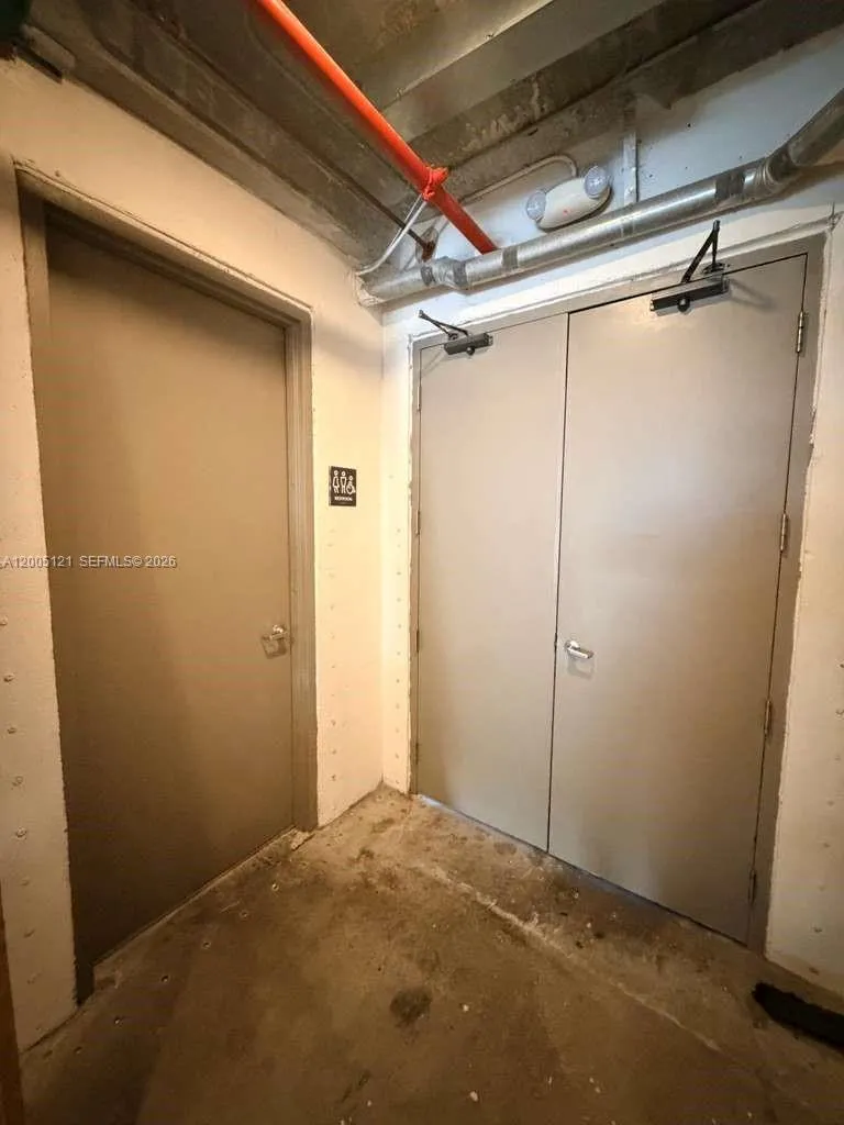 538 Meridian Ave, Miami Beach FL 33139