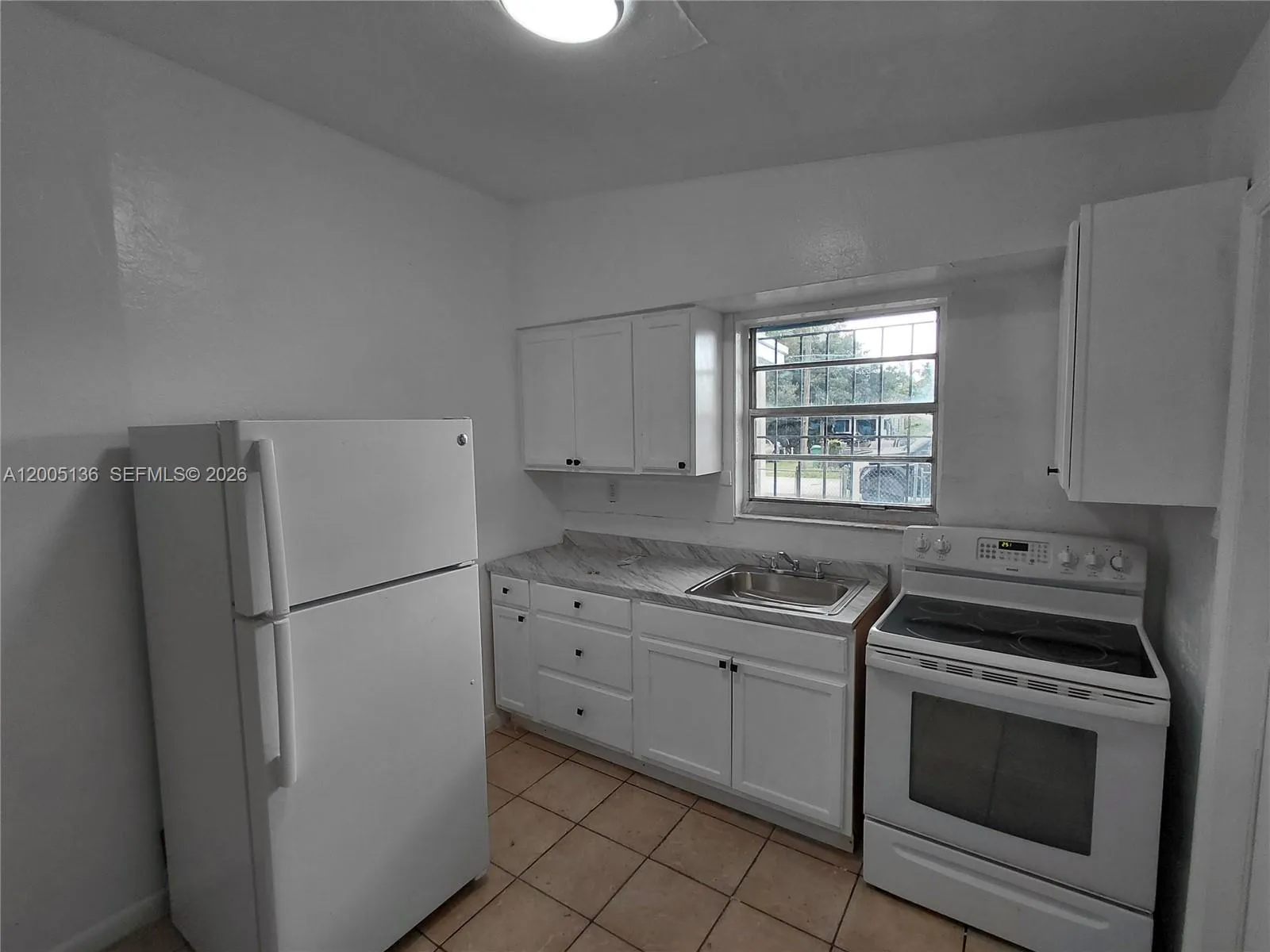 7051 NW 21st Ave, Miami FL 33147