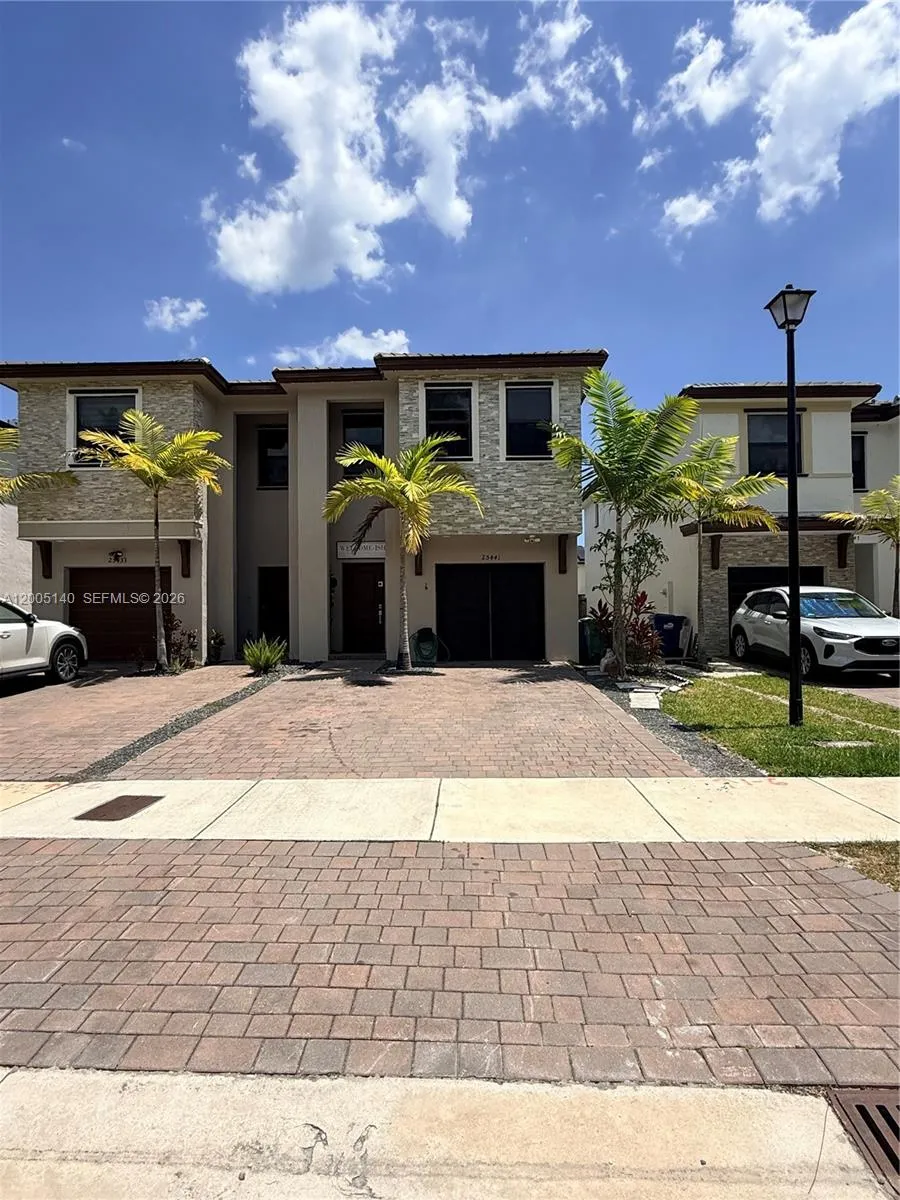 25441 SW 109th Ave, Homestead FL 33032
