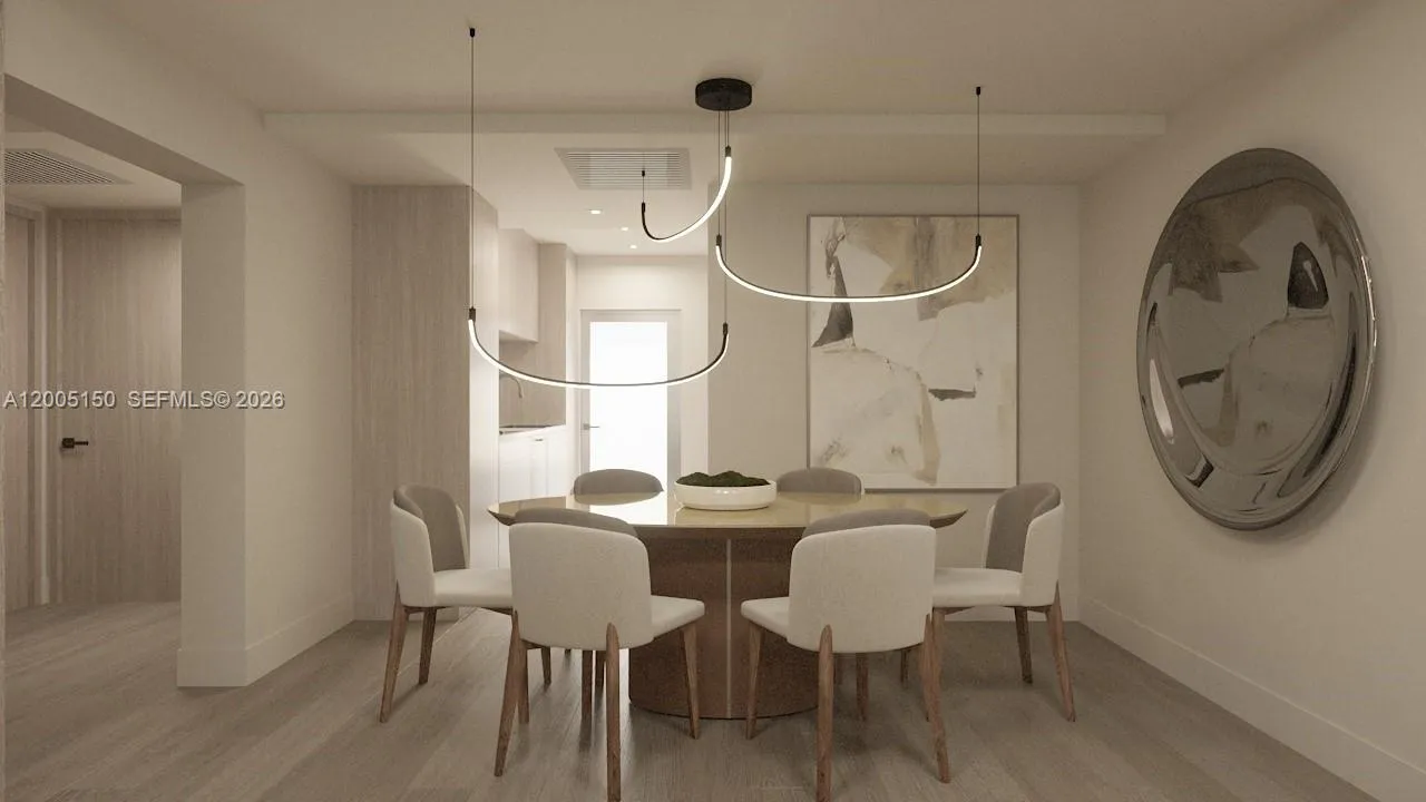 250 Collins Ave, Miami Beach FL 33139