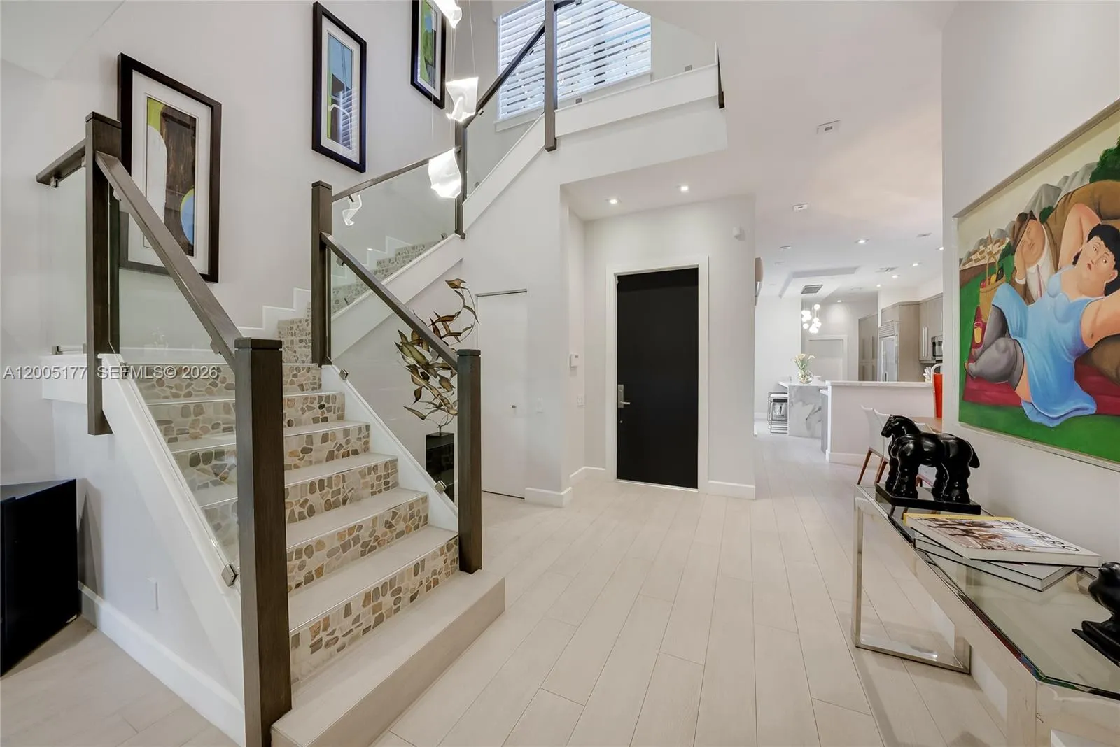 1366 W Harbor Vw W, Hollywood FL 33019