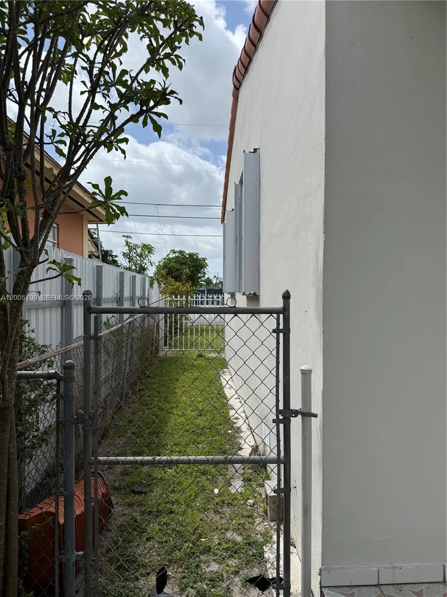 7231 NW 2nd Ter, Miami FL 33126