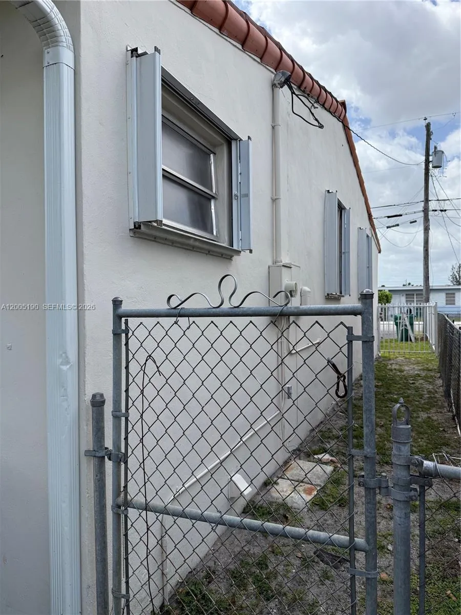 7231 NW 2nd Ter, Miami FL 33126