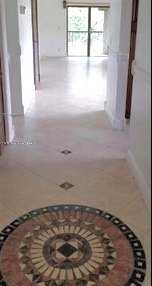 309 Lakeview Dr # 204, Weston FL 33326