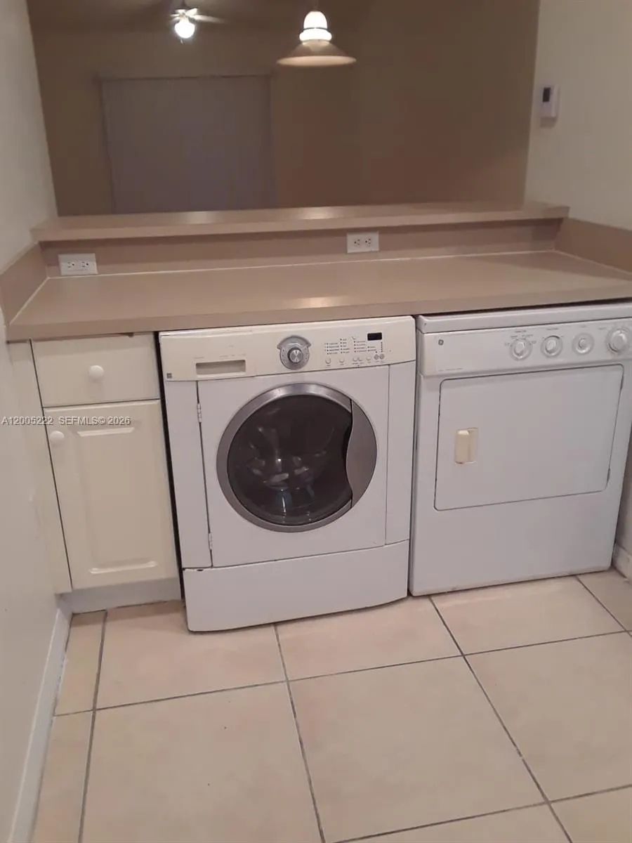 3828 SW 48th Ave # 27, Pembroke Park FL 33023