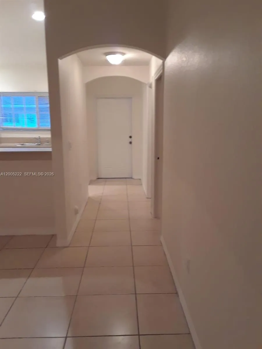 3828 SW 48th Ave # 27, Pembroke Park FL 33023