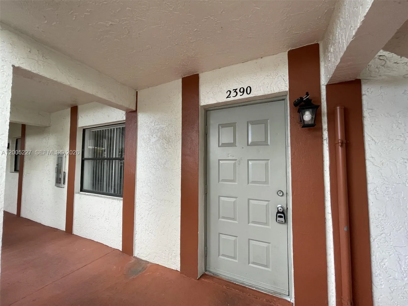 2390 Coral Springs Dr # 2390, Coral Springs FL 33065