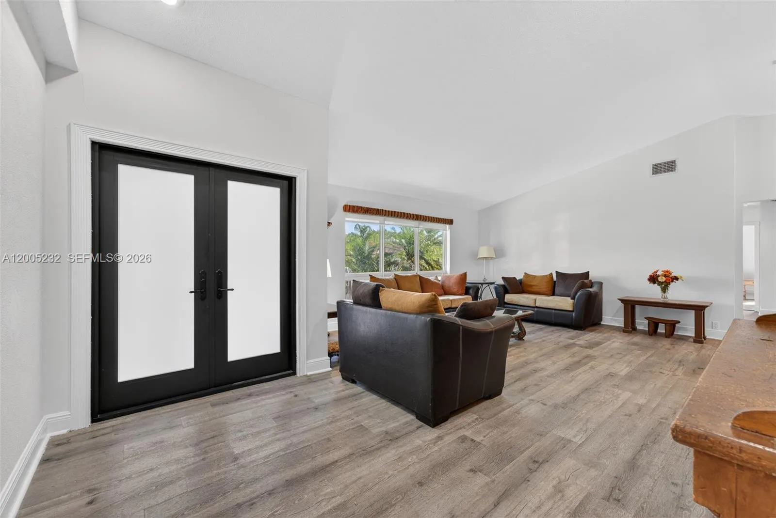 10124 SW 130th Ter, Miami FL 33176