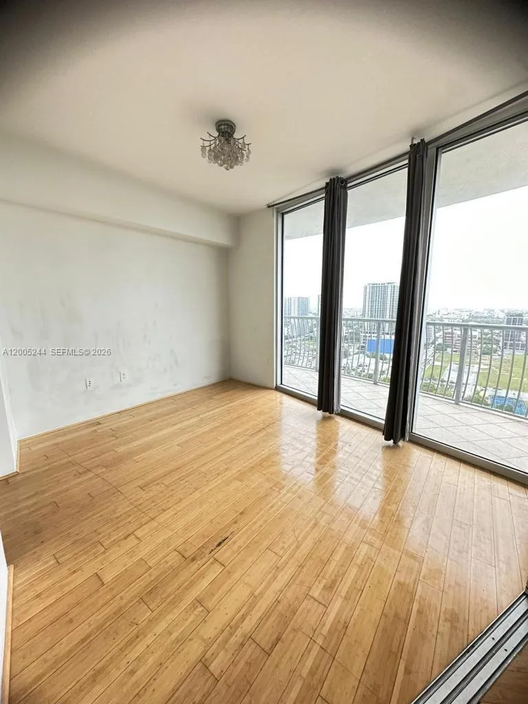 1750 N Bayshore Dr # 3115, Miami FL 33132