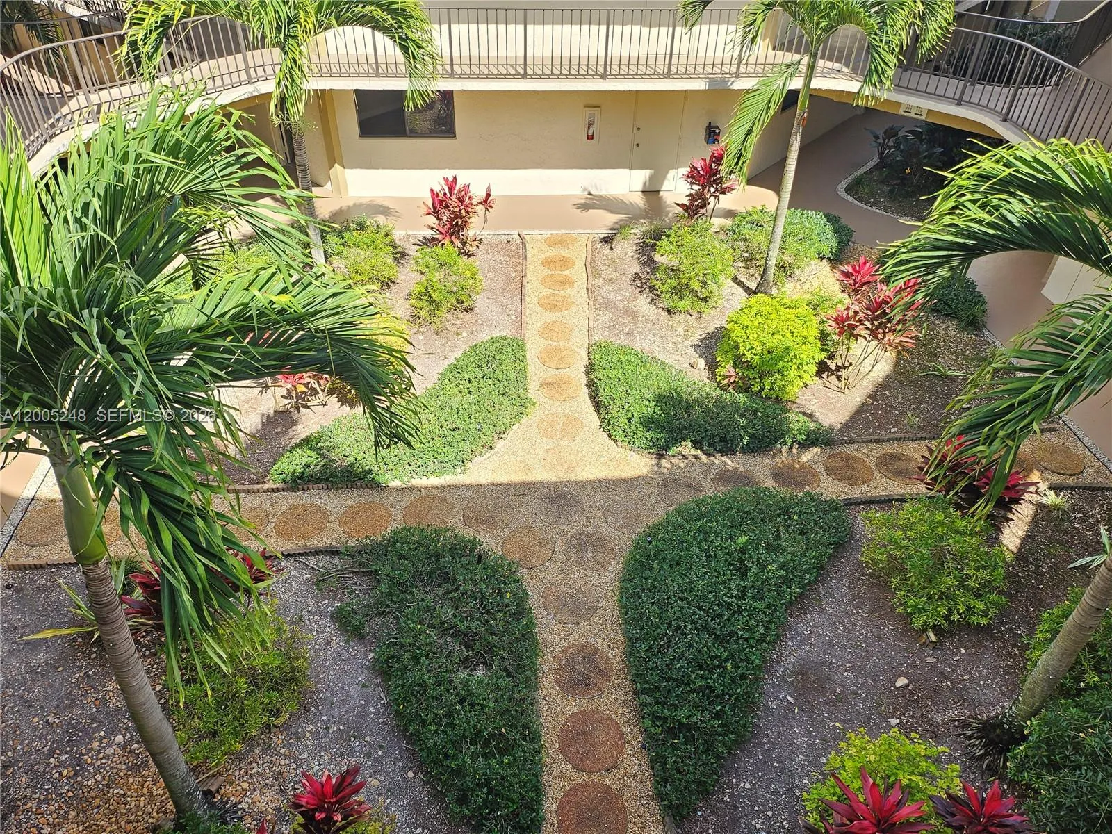 8005 SW 107th Ave # 305, Miami FL 33173