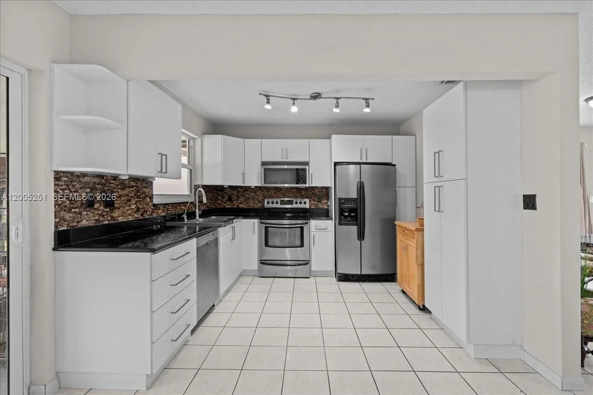 13226 NW 5th Ter, Miami FL 33182