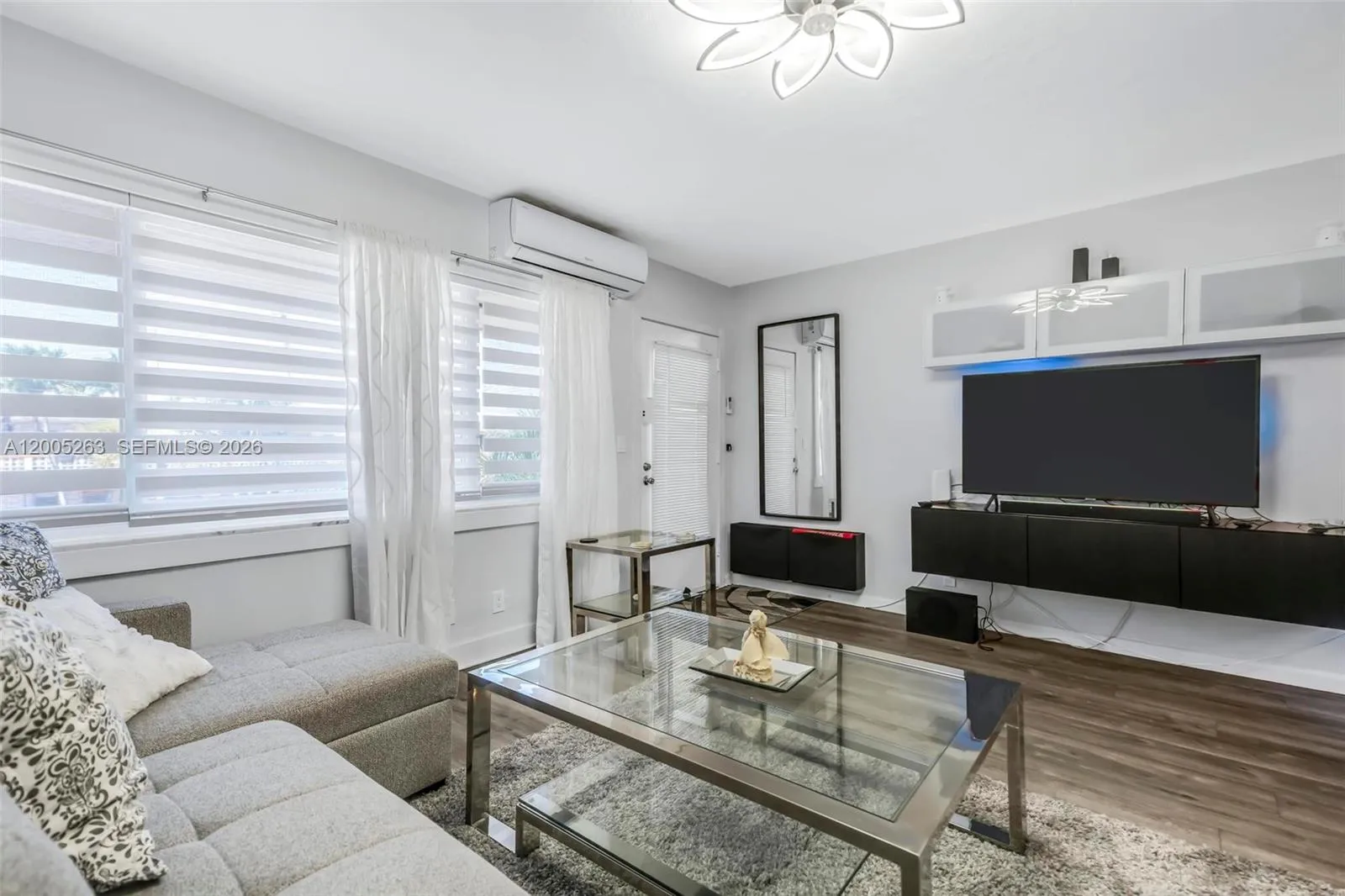 901 SW 11th Ave # 17H, Hallandale Beach FL 33009