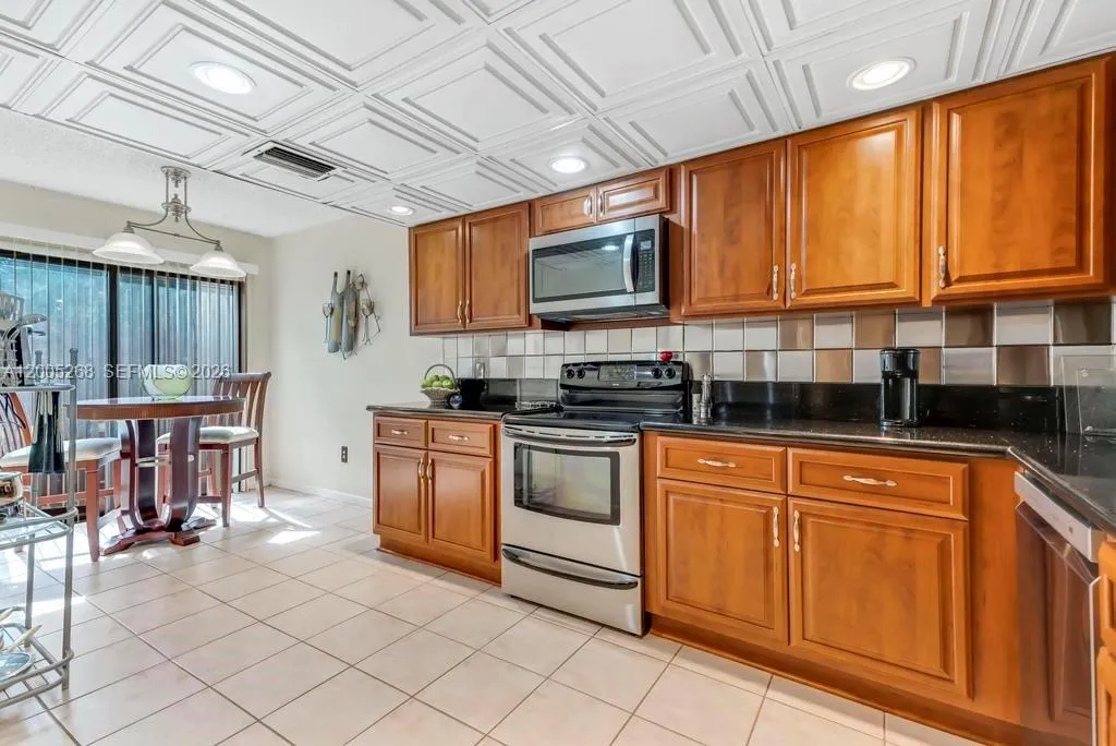 4155 SW 85th Ave, Davie FL 33328