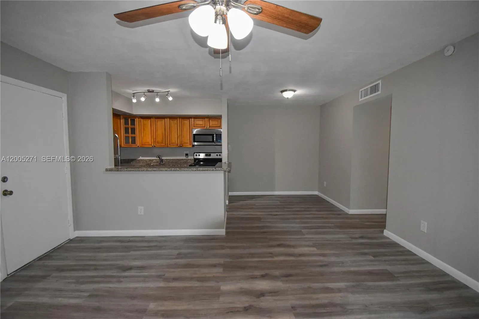 9955 N Belfort Cir # 112, Tamarac FL 33321