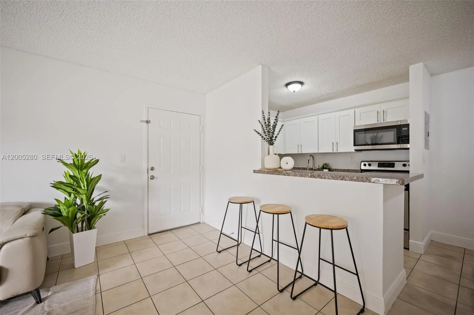 7195 NW 179th St # 106, Hialeah FL 33015