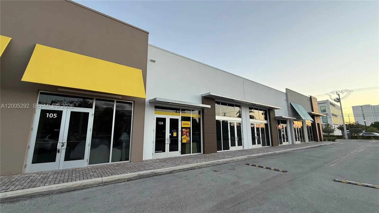 10890 NW 17th St, Sweetwater FL 33172