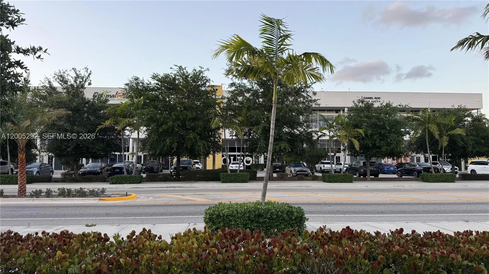 10890 NW 17th St, Sweetwater FL 33172