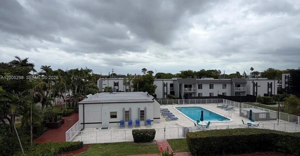 4920 NW 79th Ave # 313, Doral FL 33166