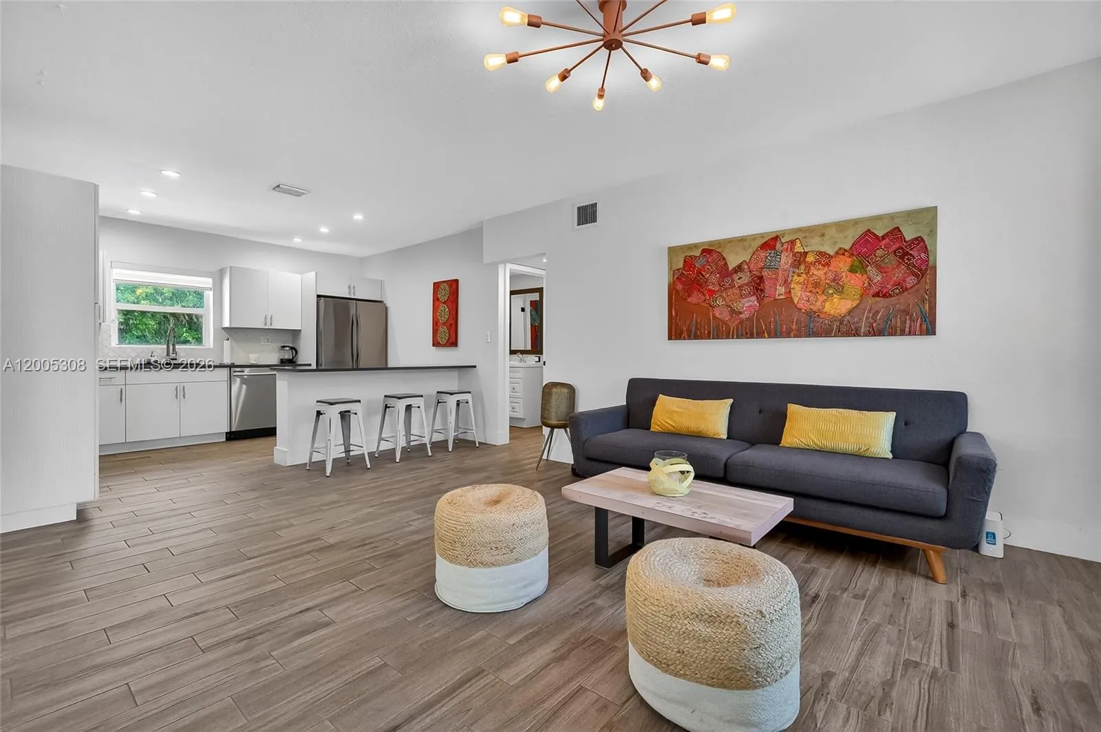 541 NW 109th St, Miami FL 33168