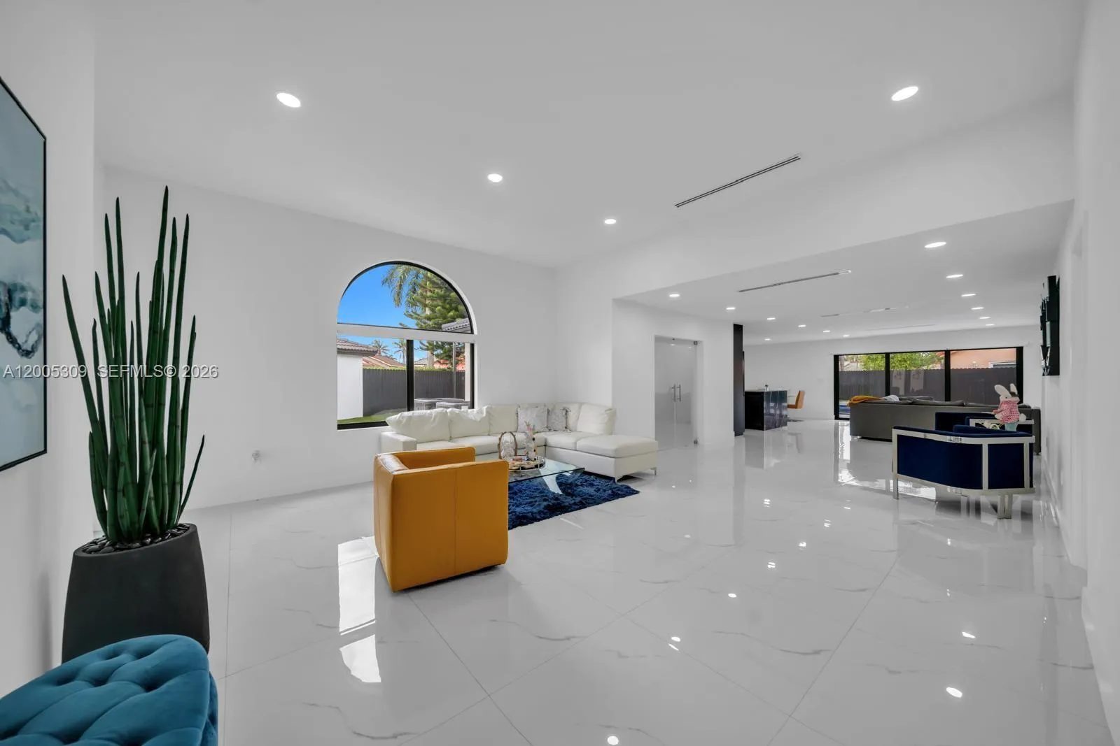 990 NW 131st Ave, Miami FL 33182