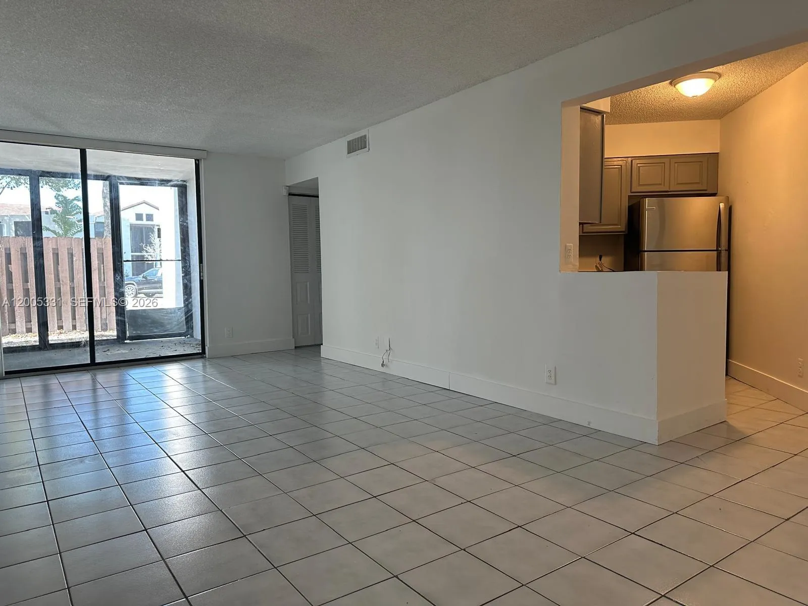 215 Lake Pointe Dr # 113, Oakland Park FL 33309