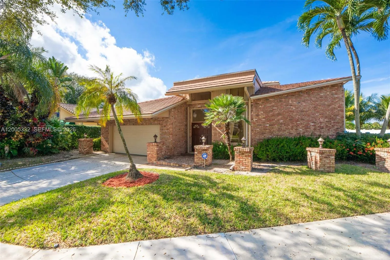6481 Timber Ln, Boca Raton FL 33433