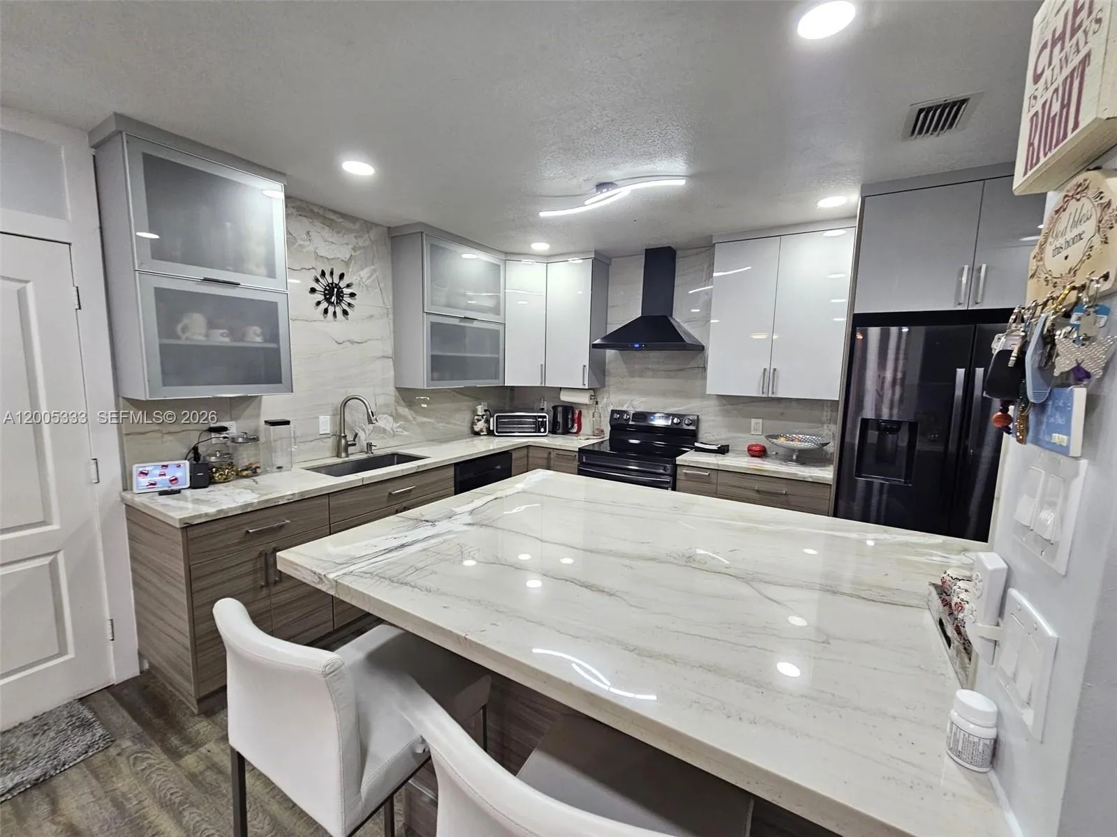 15429 SW 92nd St, Miami FL 33196