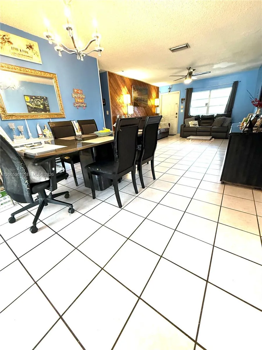 1020 SW 81st Ter, North Lauderdale FL 33068