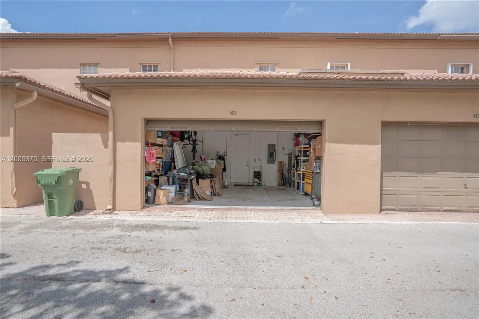 623 SW 146th Ter, Pembroke Pines FL 33027