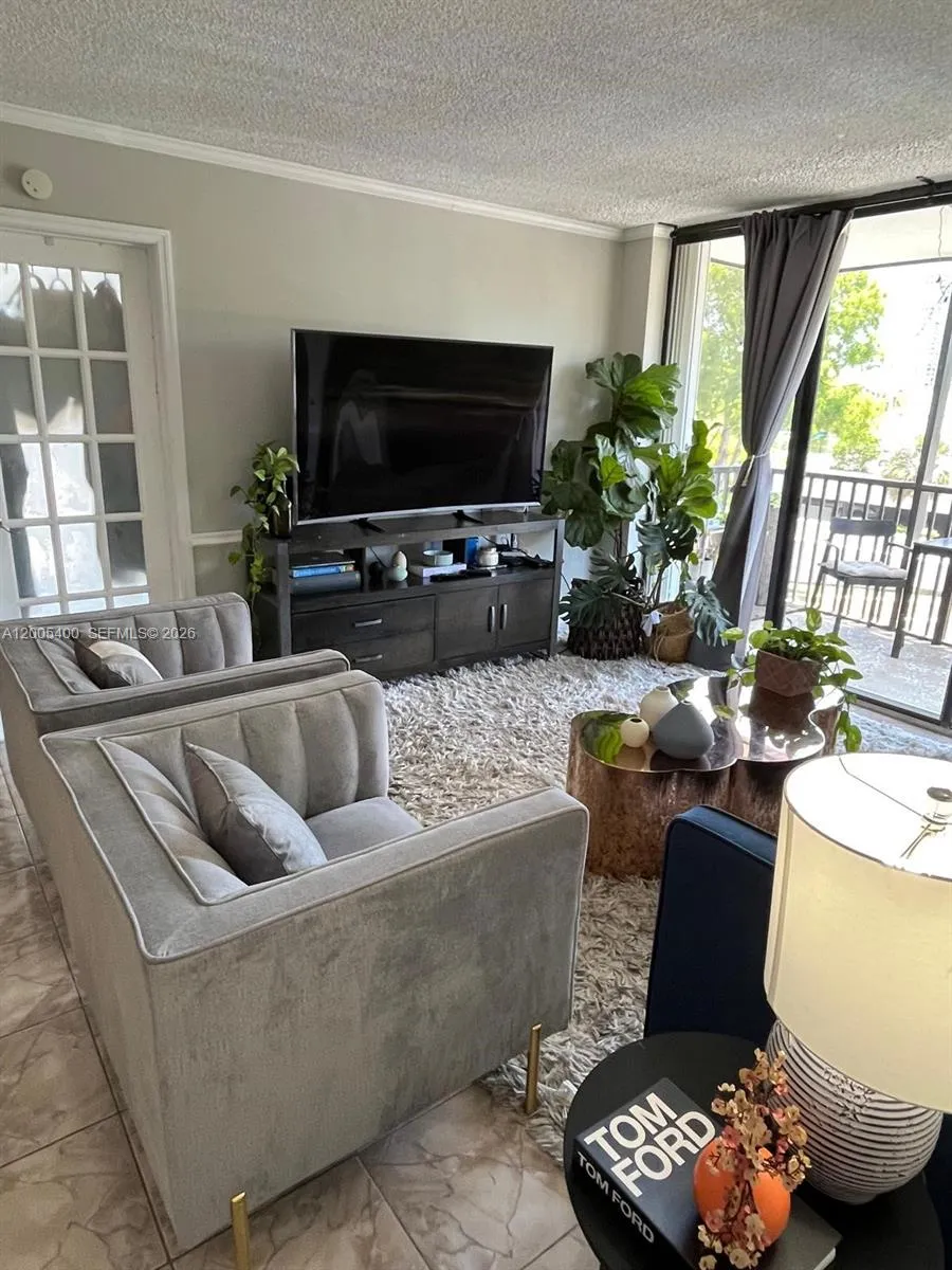 3475 N Country Club Dr # 312, Aventura FL 33180