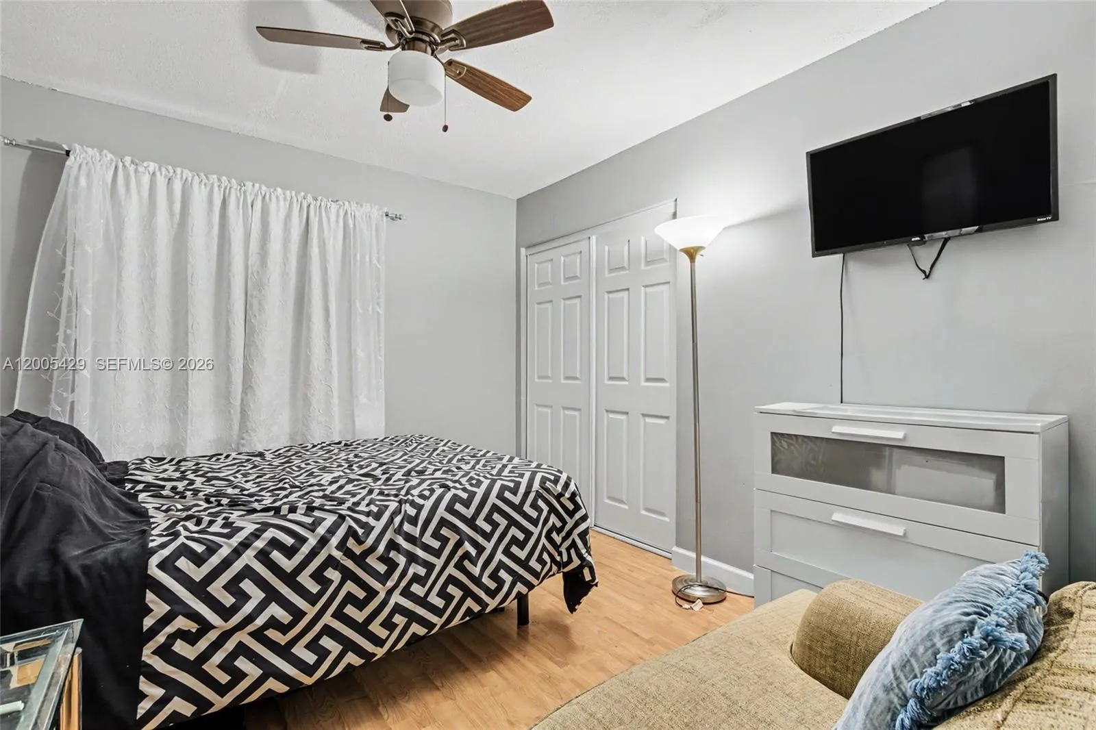 2439 NW 95th Ave, Coral Springs FL 33065