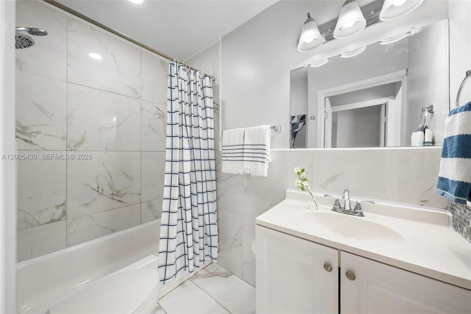 31 NW 108th Ct, Miami FL 33172