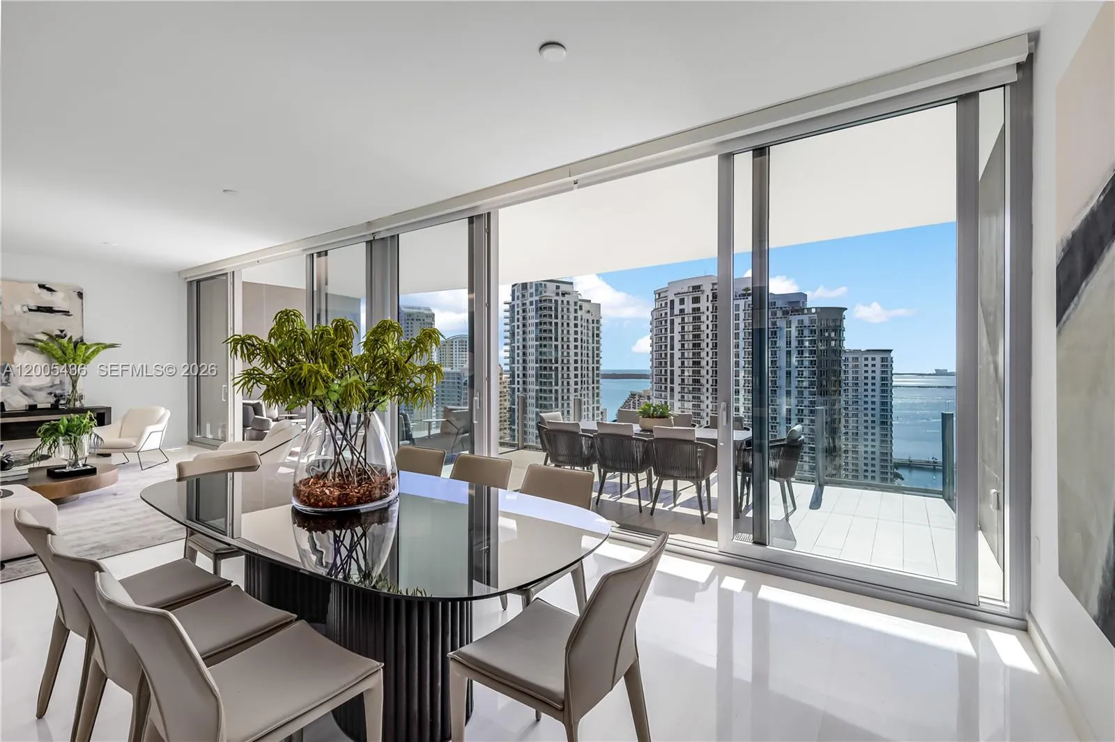 300 Biscayne Boulevard Way # 2802E, Miami FL 33131