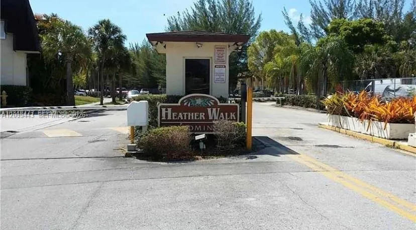 9006 SW 137th St # 18, Miami FL 33176