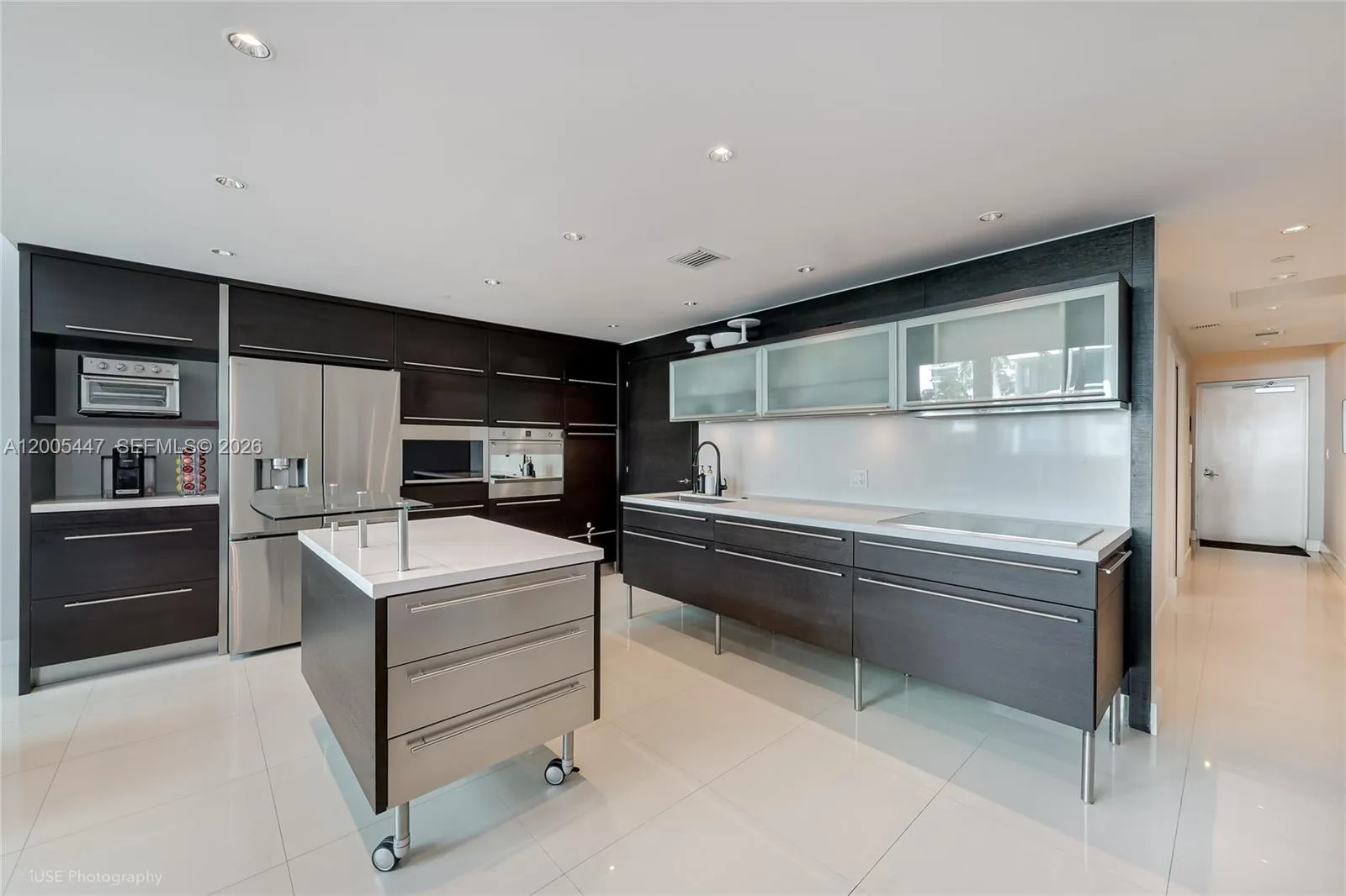 6000 Collins Ave # 118, Miami Beach FL 33140