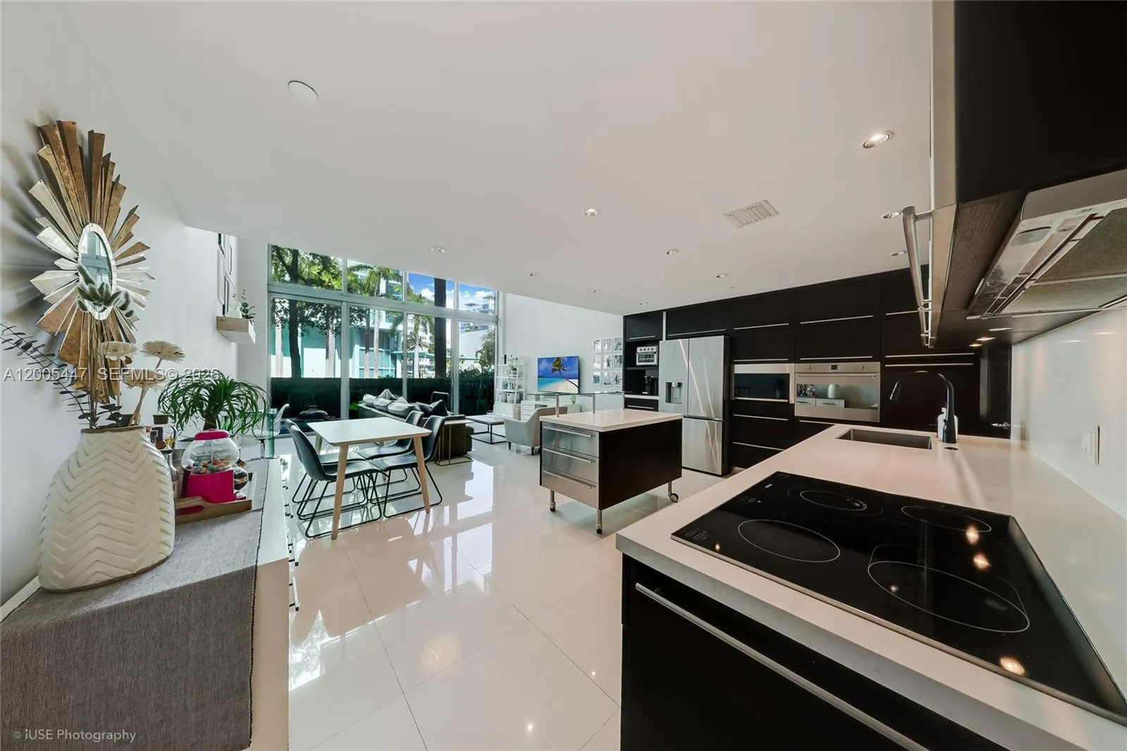 6000 Collins Ave # 118, Miami Beach FL 33140