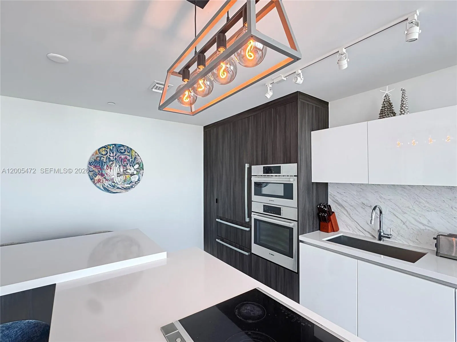 851 NE 1st Ave # 3210, Miami FL 33132