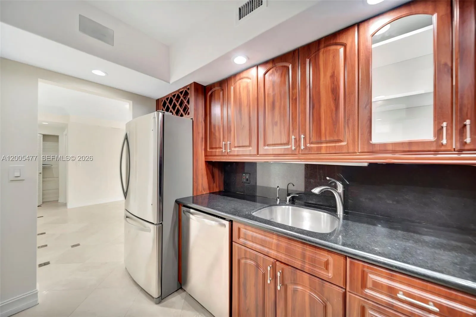 1985 S Ocean Dr # 20A, Hallandale Beach FL 33009