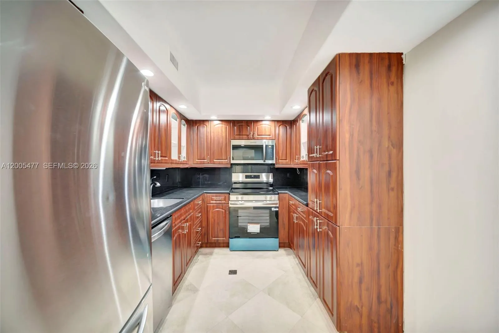 1985 S Ocean Dr # 20A, Hallandale Beach FL 33009