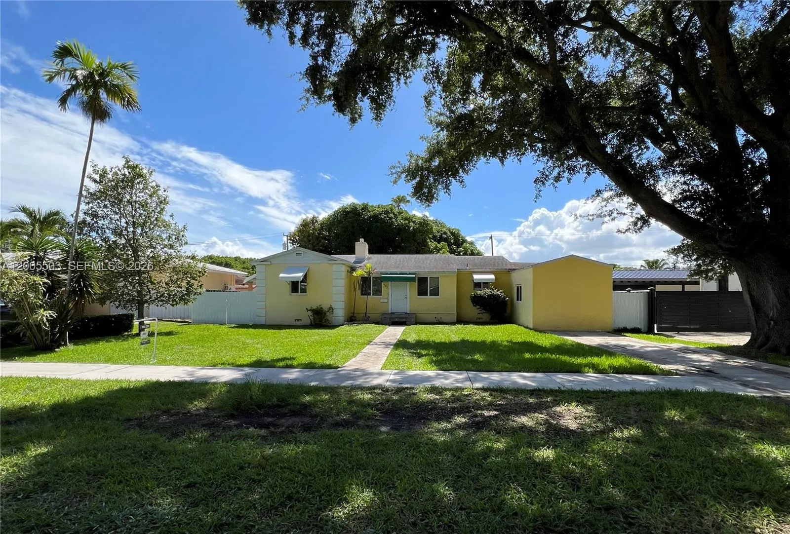 432 Palmetto Dr, Miami Springs FL 33166