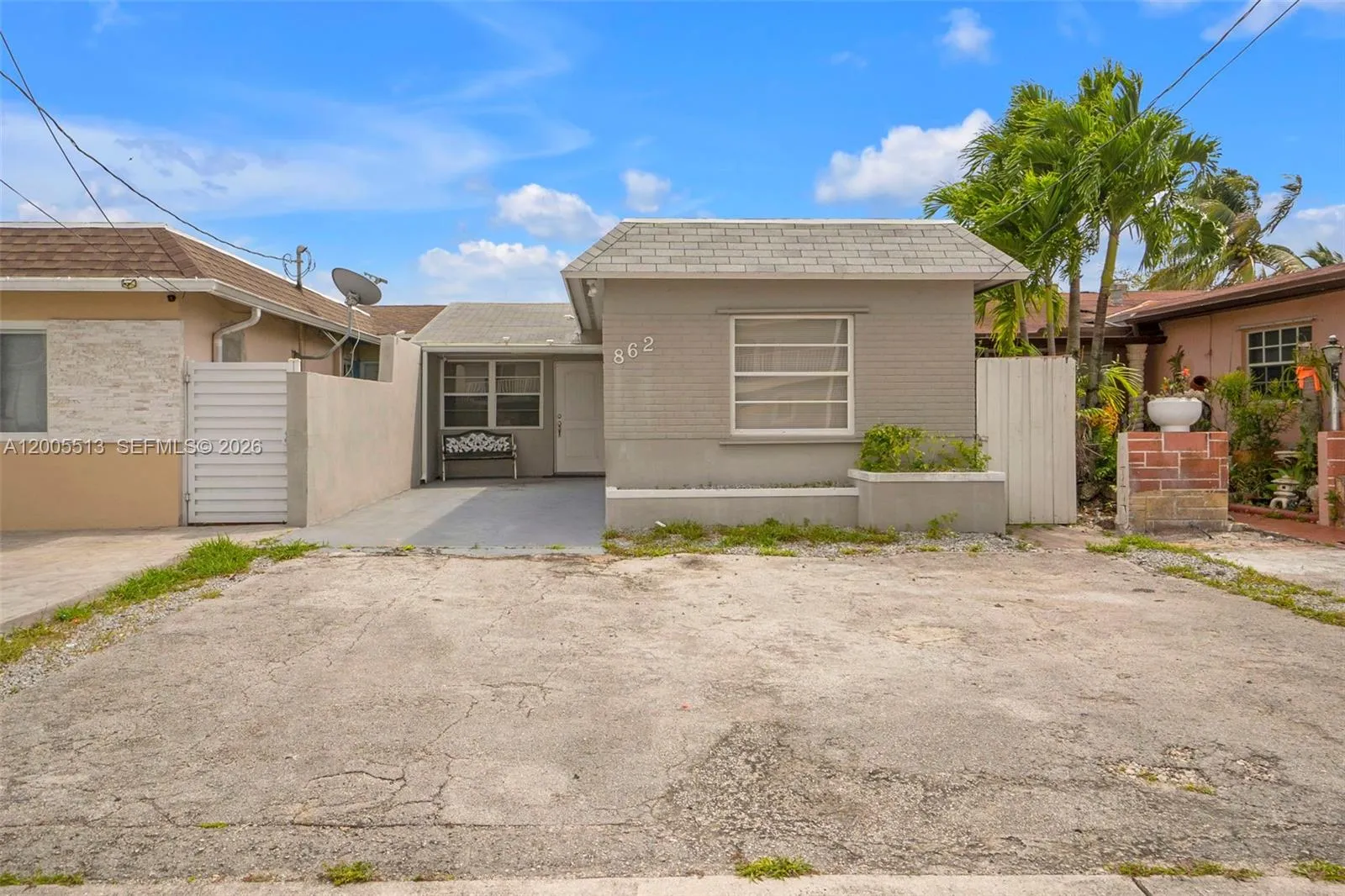 862 W 79th St, Hialeah FL 33014