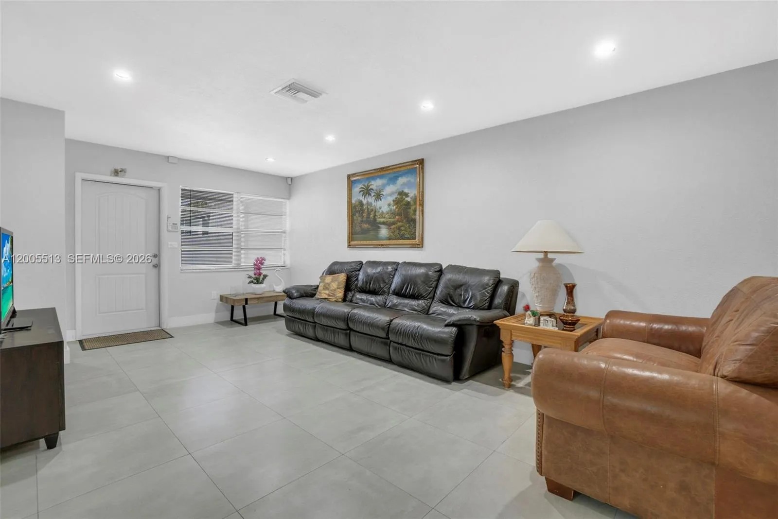 862 W 79th St, Hialeah FL 33014