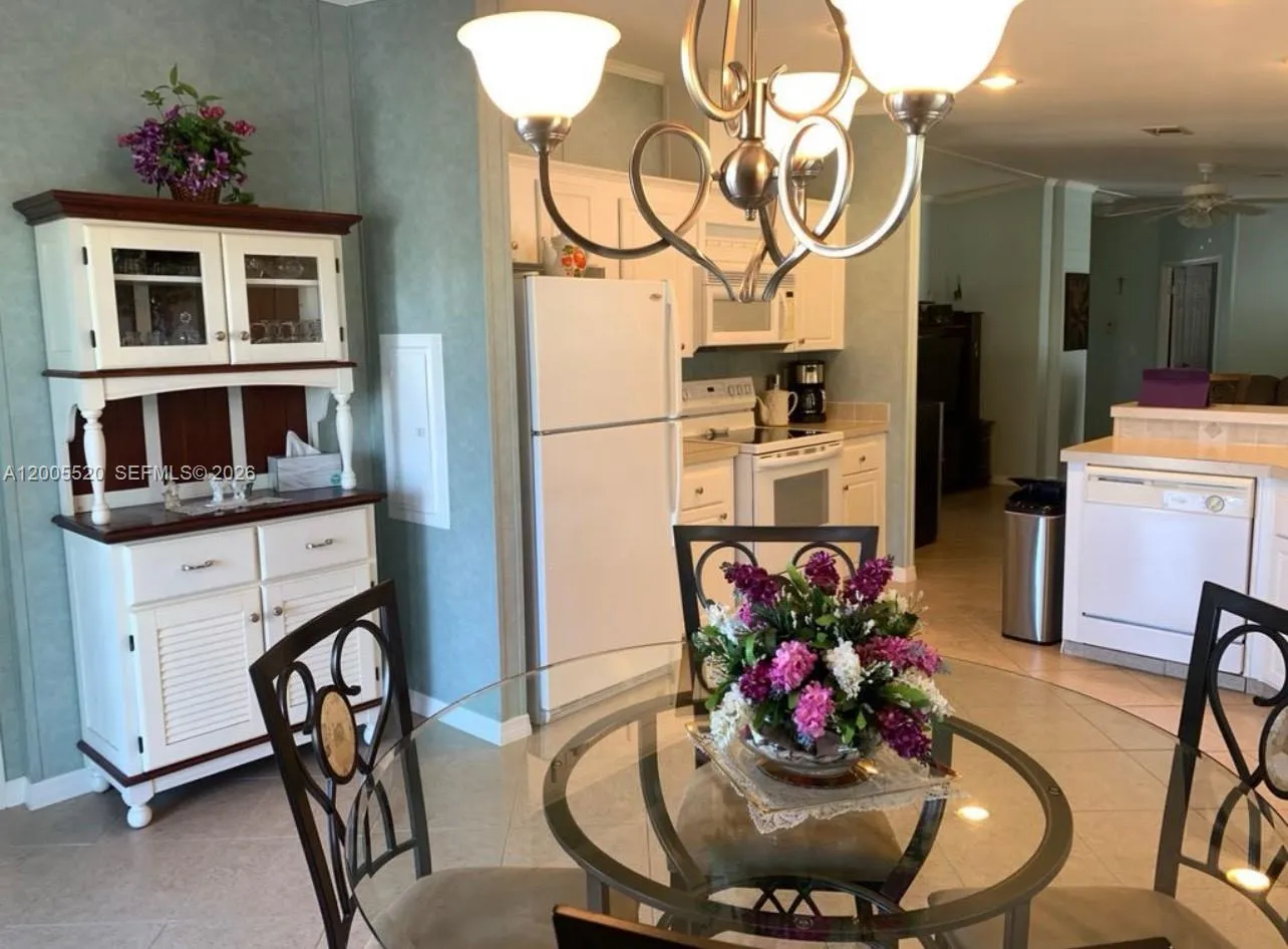 3021 SW 52nd Avenue, Davie FL 33314