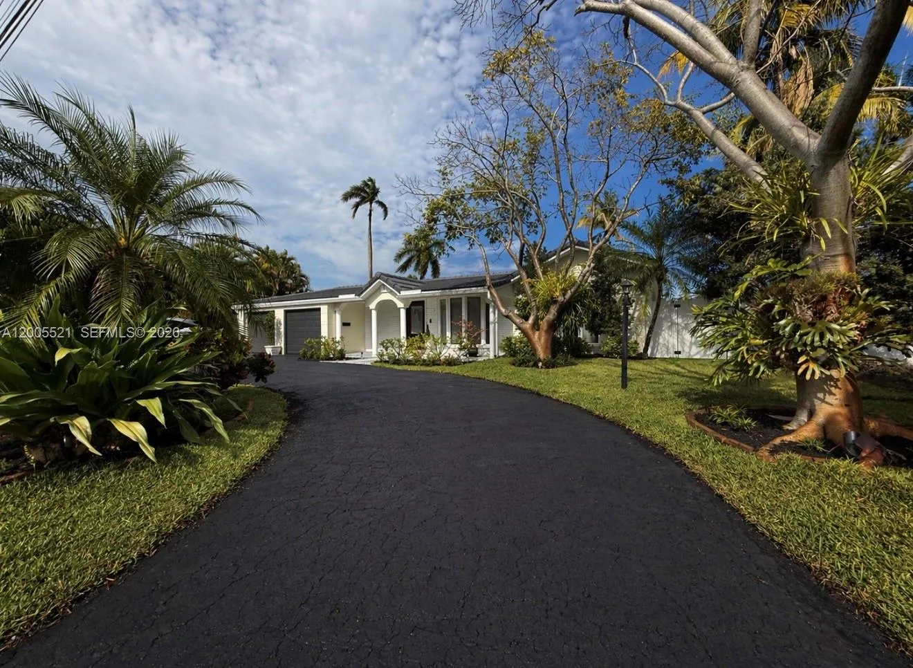 4800 NE 13th Ter, Oakland Park FL 33334