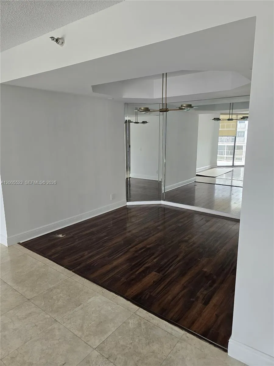 3610 Yacht Club Dr # 1016, Aventura FL 33180