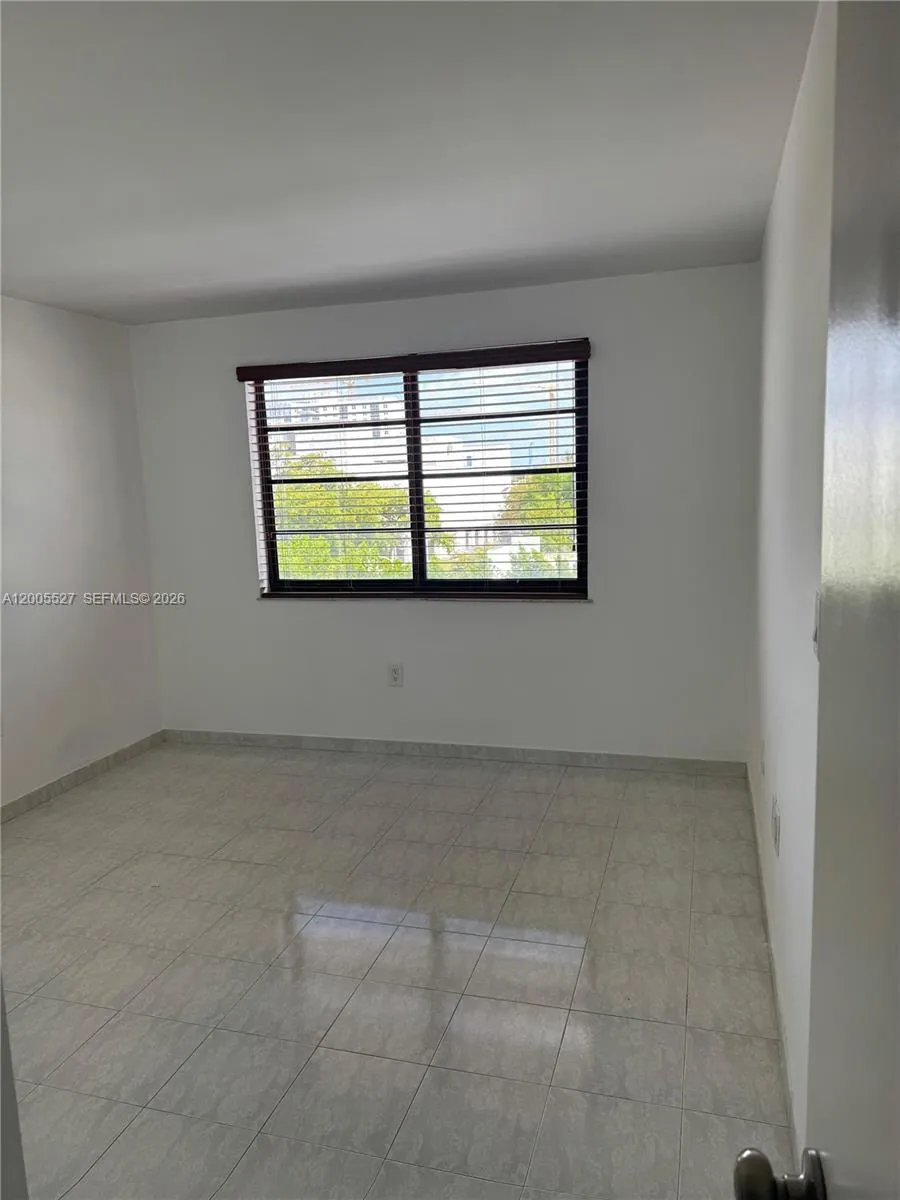 6725 Harding Ave # 503, Miami Beach FL 33141